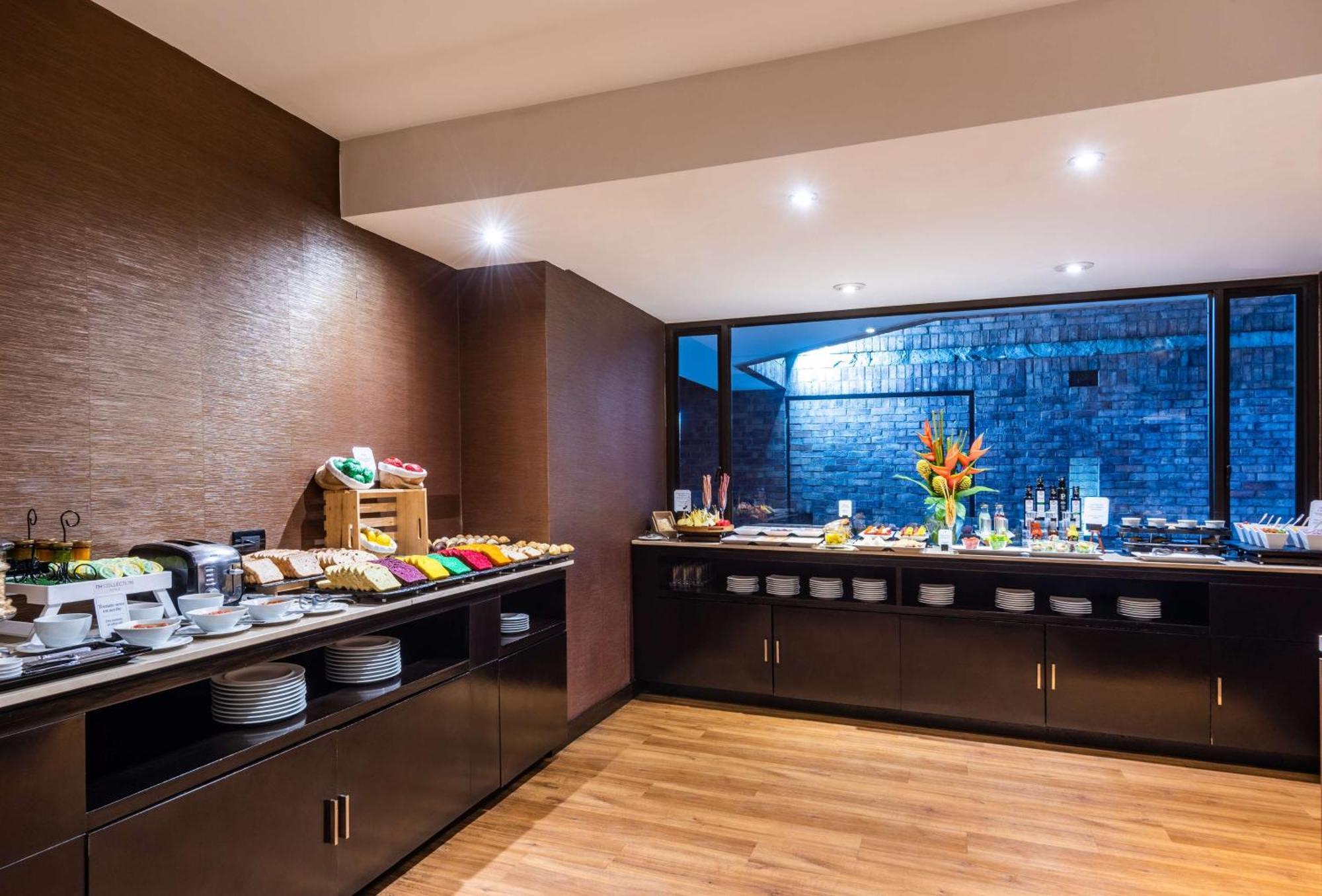 מלון Nh Collection Bogota Andino Royal מראה חיצוני תמונה The lounge at the airport